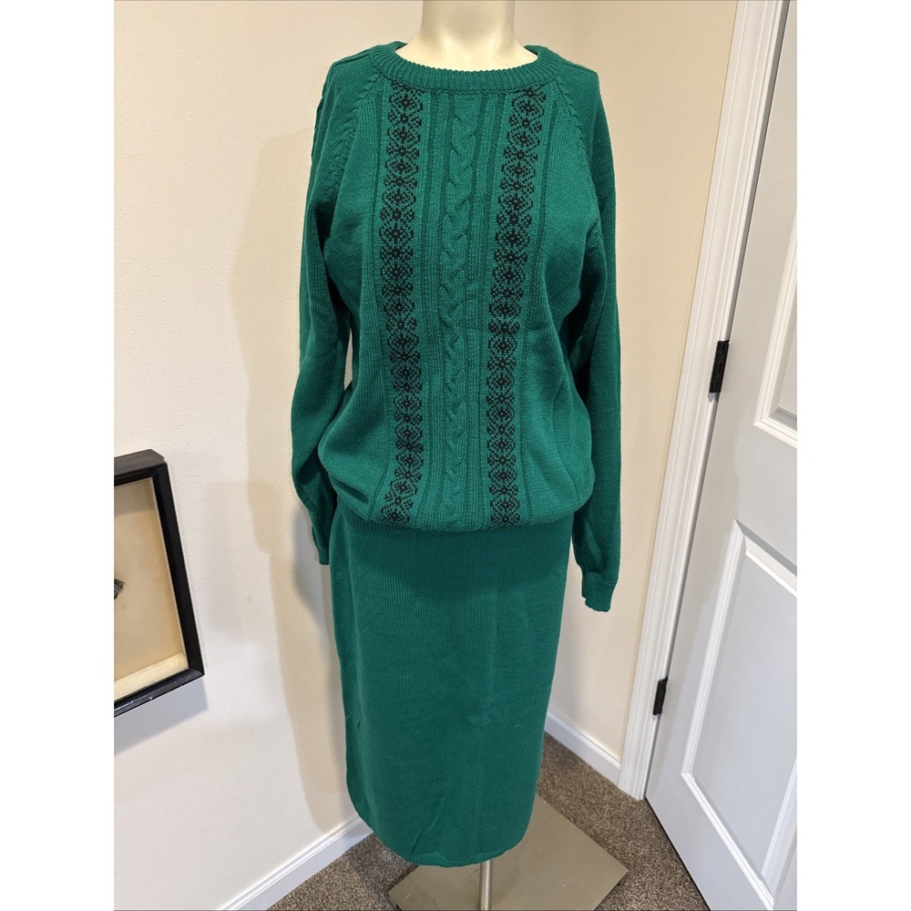 Vintage 80s JFJ Knits Green Knitt Pointelle Sweater and Skirt Set Long Sleeve L